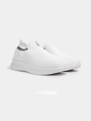 FlexFit Slip-On Sneaker | HF4