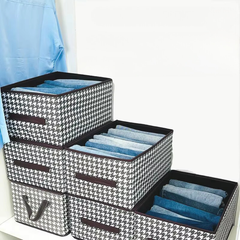 منظم ملابس شطرنج