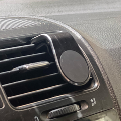 حامل موبايل مغناطيسي للعربية