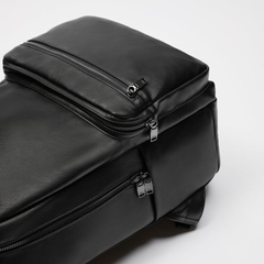 شنطة ظهر جلد أسود | Yp125