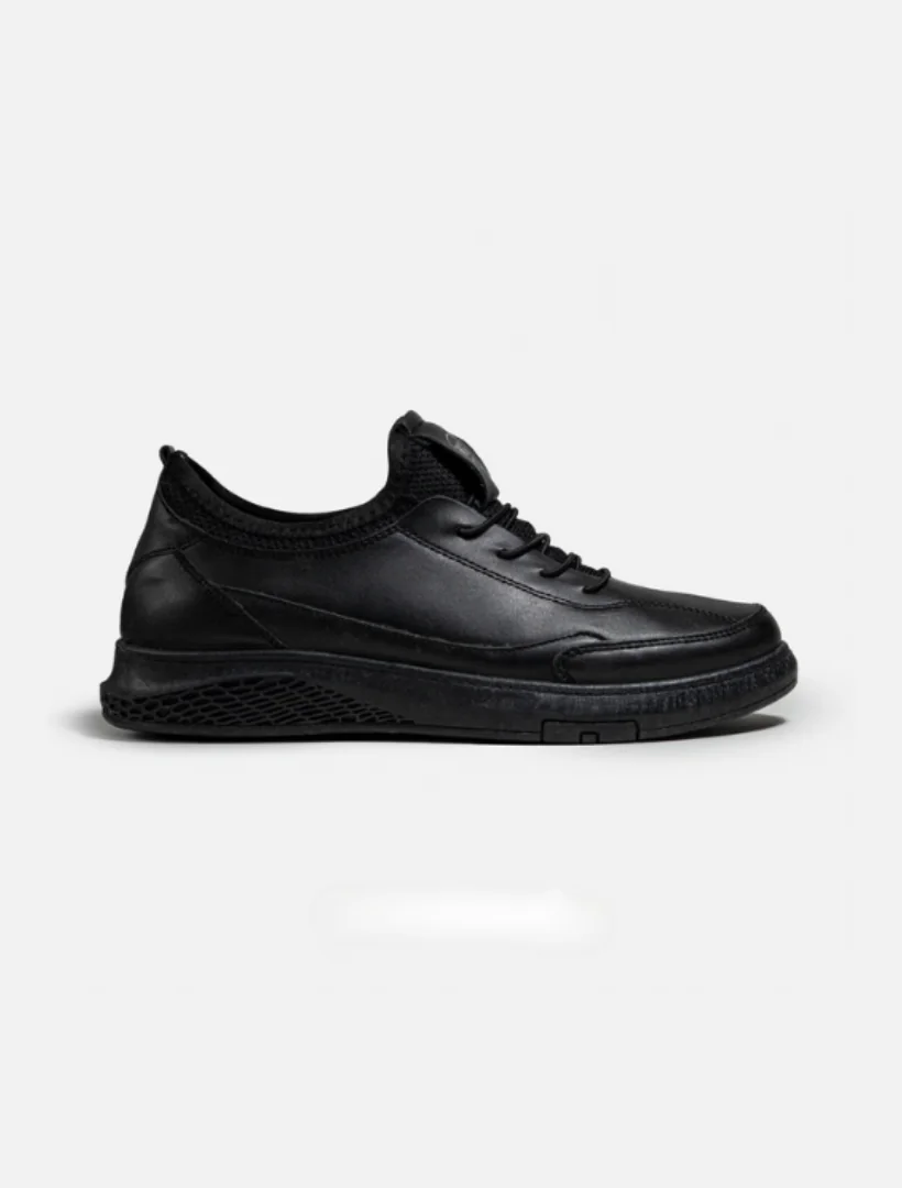 MaxStride Sneaker | SK7