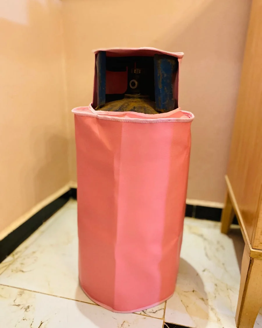 غطاء أنبوبة جلد